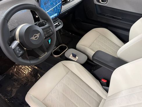 New 2026 MINI Cooper 2-Door Hardtop FWD image 11