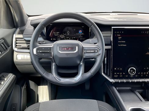 Used 2025 GMC Acadia Elevation AWD/4WD image 8