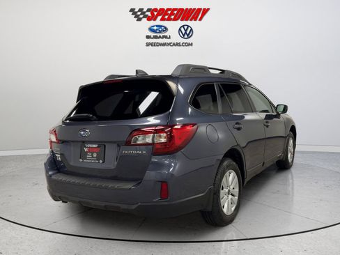 Used 2016 Subaru Outback 2.5i Premium image 10