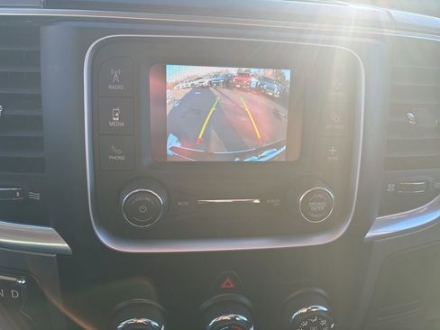 Used 2024 RAM 1500 Classic SLT image 17