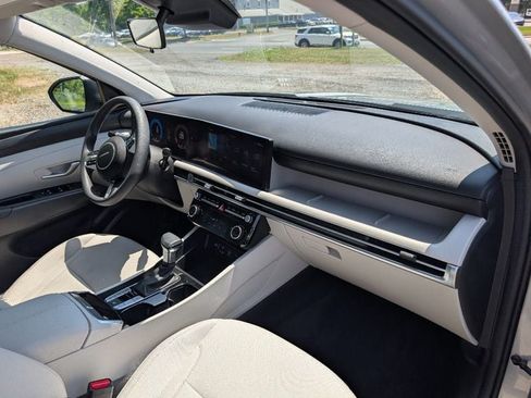Used 2026 Hyundai Tucson SEL AWD/4WD image 32