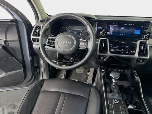 Certified 2023 Kia Sorento S w/ Panoramic Sunroof Package FWD image 24