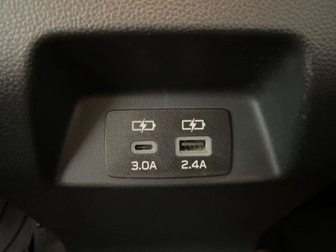 Used 2024 Subaru Crosstrek 2.0i Premium AWD/4WD image 12