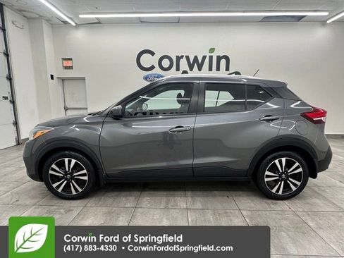Used 2019 Nissan Kicks SV w/ Interior Electronics Package image 2