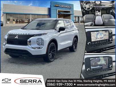 Used 2023 Mitsubishi Outlander SE Black Edition