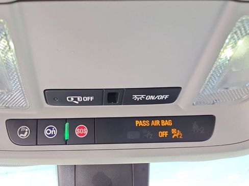 Used 2023 Chevrolet Equinox LT image 16