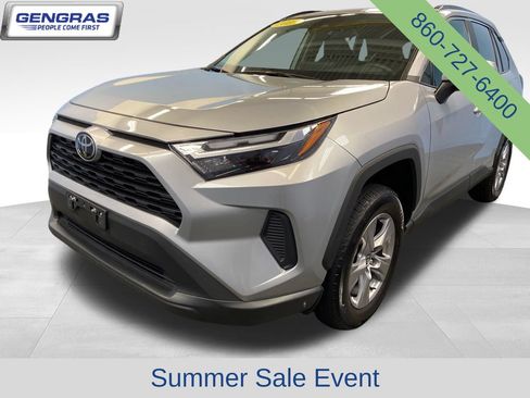 Used 2025 Toyota RAV4 XLE AWD/4WD image 48