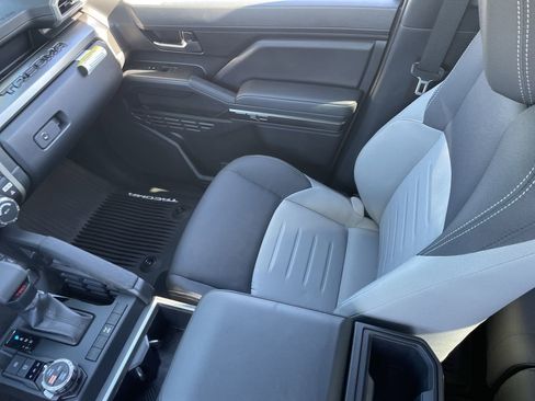 New 2025 Toyota Tacoma TRD Off-Road image 21