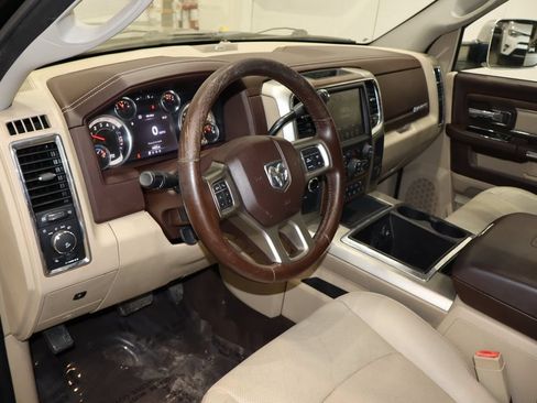 Used 2015 RAM 2500 Laramie AWD/4WD image 25