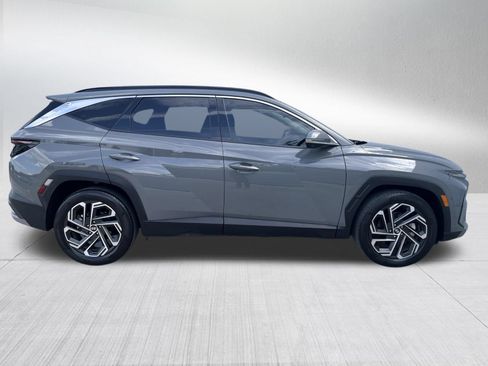 Used 2025 Hyundai Tucson Limited FWD image 5