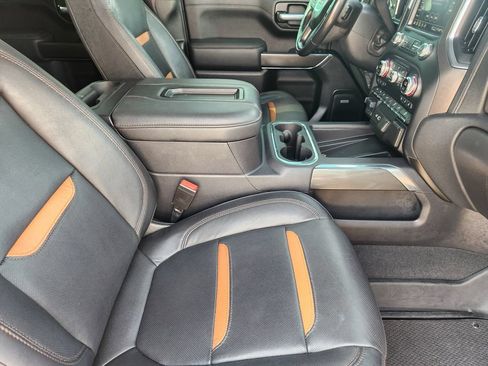 Used 2021 GMC Sierra 1500 AT4 w/ AT4 Premium Package AWD/4WD image 14