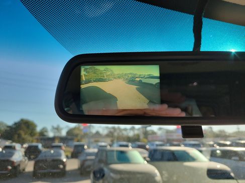 Used 2020 GMC Savana 2500 w/ Driver Convenience Package image 32