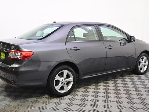 Used 2013 Toyota Corolla LE w/ Premium Pkg FWD image 7
