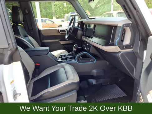 Used 2023 Ford Bronco Wildtrak AWD/4WD image 26