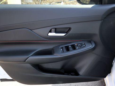 New 2026 Nissan Sentra SR w/ Floor Mat Package image 16