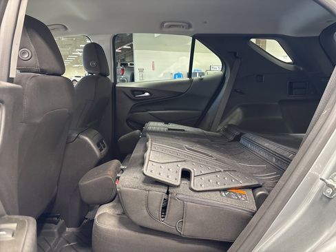 Used 2024 Chevrolet Equinox LT image 34
