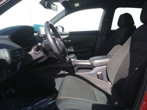 Used 2024 Honda HR-V Sport image 11