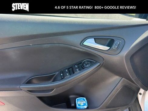 Used 2017 Ford Focus SE FWD image 13
