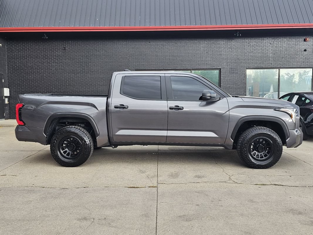 Used 2024 Toyota Tundra SR5 AWD/4WD image 9