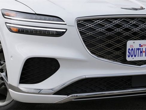 New 2026 Genesis GV70 2.5T Advanced image 3