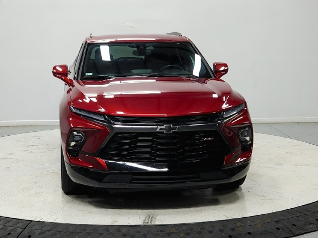 Used 2025 Chevrolet Blazer RS FWD image 3