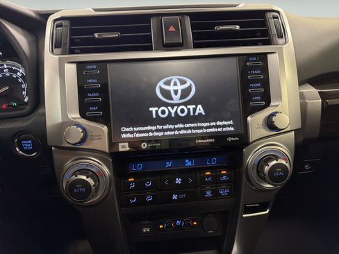 Used 2022 Toyota 4Runner Limited AWD/4WD image 17