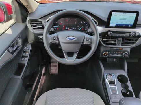 Used 2020 Ford Escape SE FWD image 16