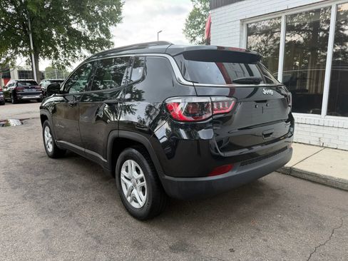Used 2021 Jeep Compass Sport FWD image 7