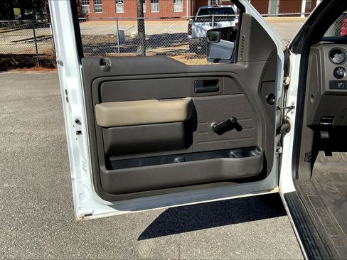 Used 2010 Ford F150 STX image 15