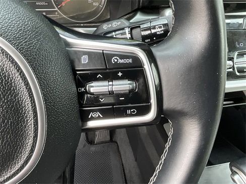 Used 2022 Kia Sorento S image 18
