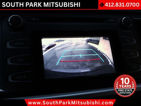 Used 2019 Toyota Highlander LE image 19