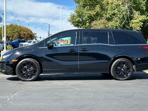 Used 2025 Honda Odyssey Sport-L image 5