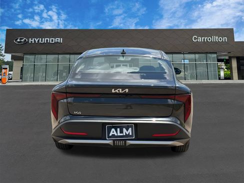 Used 2025 Kia K4 FWD image 6