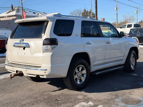 Used 2012 Toyota 4Runner SR5 image 5