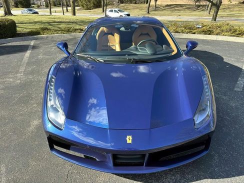 Used 2017 Ferrari 488 Spider image 64