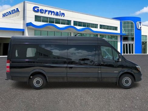 Used 2016 Mercedes-Benz Sprinter 2500 image 4