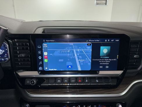 Used 2024 Chevrolet Silverado 1500 LT image 65