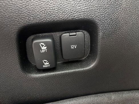 Used 2024 Ford Edge Titanium image 18