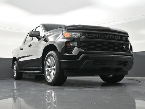 Used 2024 Chevrolet Silverado 1500 Custom RWD image 24