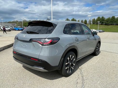 New 2026 Honda HR-V EX-L image 3