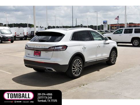 Used 2020 Lincoln Nautilus Reserve image 7