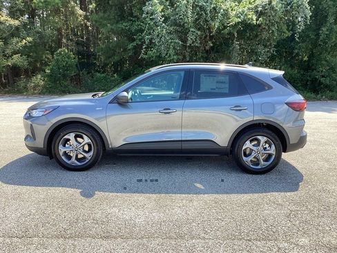 New 2025 Ford Escape ST-Line w/ Equipment Group 301A image 6