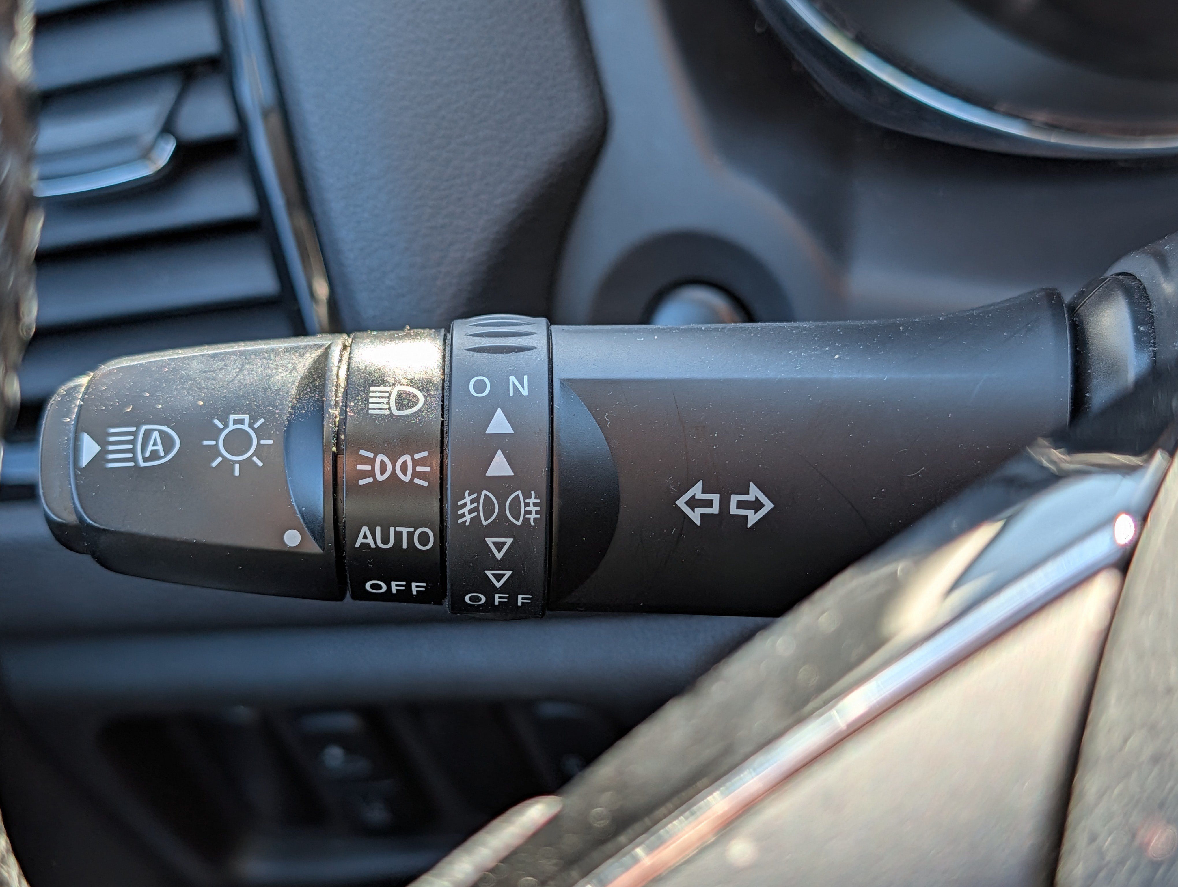 Used 2024 Mitsubishi Outlander Sport SE AWD/4WD image 32