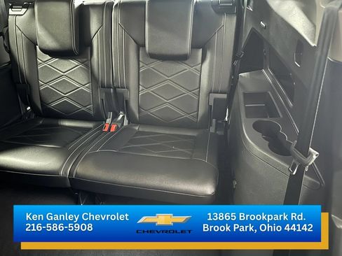 Used 2024 Volkswagen Atlas SE FWD image 19
