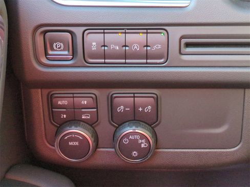 Used 2021 Chevrolet Tahoe RST w/ Rear Media and Nav Package image 18