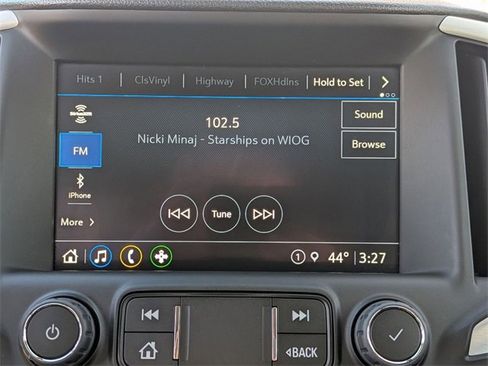 Used 2022 GMC Terrain SLT image 23