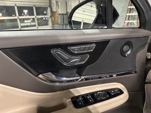 Certified 2020 Lincoln Corsair Reserve w/ Elements Package image 14