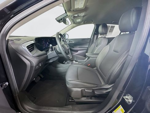 Used 2025 Buick Encore GX Preferred image 13
