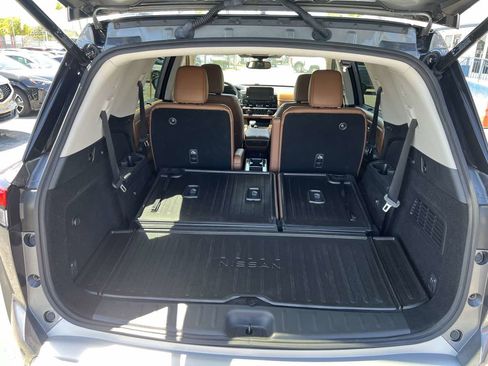Used 2022 Nissan Pathfinder Platinum w/ Cargo Package image 64