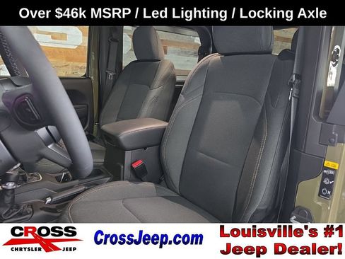 Used 2025 Jeep Wrangler Sport AWD/4WD image 8